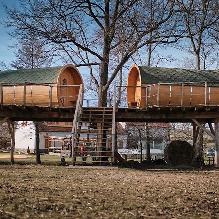 Viking Houses Strnadovsky Mlyn Jesenice (Pribram) Exterior foto